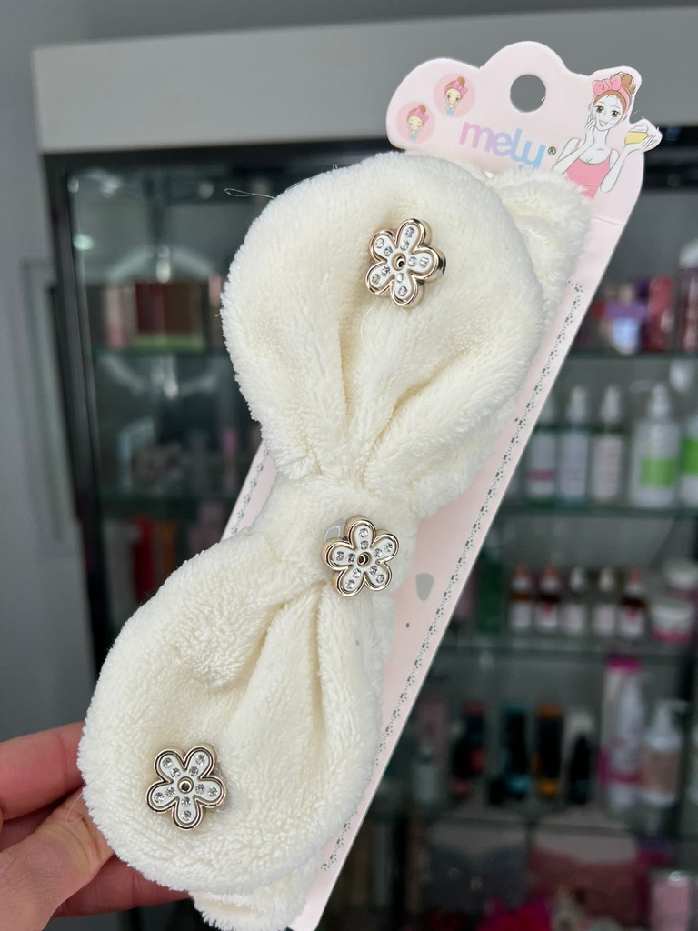 Vincha Skin Care Blanca con Moño Milk